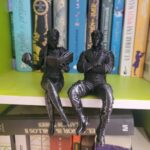 Figura Violet y Xaden Alas de sangre