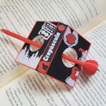 Broche/Traba literario para pelo Edición Crepusculo